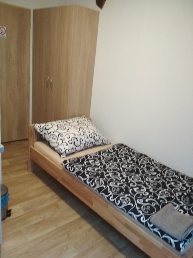 Penzion Pod Kastany Kvasice Buitenkant foto