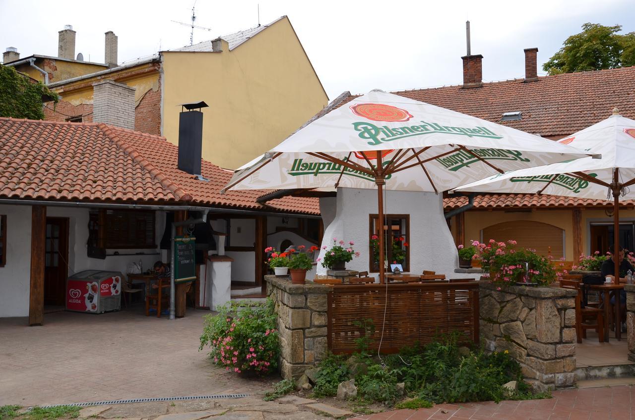 Penzion Pod Kastany Kvasice Buitenkant foto