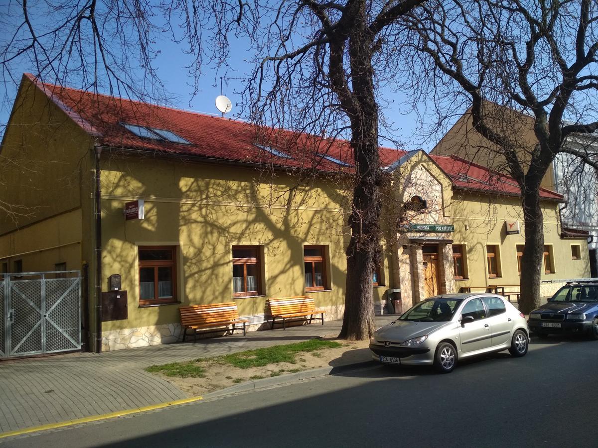 Penzion Pod Kastany Kvasice Buitenkant foto